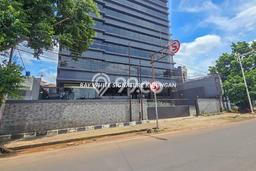 Kantor Dijual di Jakarta Selatan LT 965m2 & LB 4000m2 Lokasi Terbaik! Kantor Dijual di Jakarta Selatan LT 965m2 & LB 4000m2 Lokasi Terbaik!