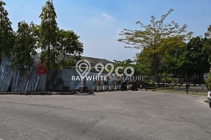 Ruko Dijual di Prime Area Bandung Luas 2500m2 Ruko Dijual di Prime Area Bandung Luas 2500m2