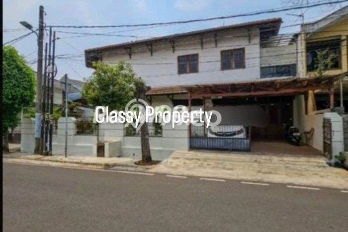 Rumah Elit Modern Tanpa Renovasi di Tanah Kusir Jakarta Selatan Rumah Elit Modern Tanpa Renovasi di Tanah Kusir Jakarta Selatan