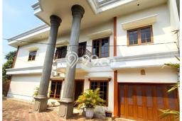 Best Deal Hunian Mewah Ideal dan Luas di Ciputat Timur, Tangerang Selatan Best Deal Hunian Mewah Ideal dan Luas di Ciputat Timur, Tangerang Selatan