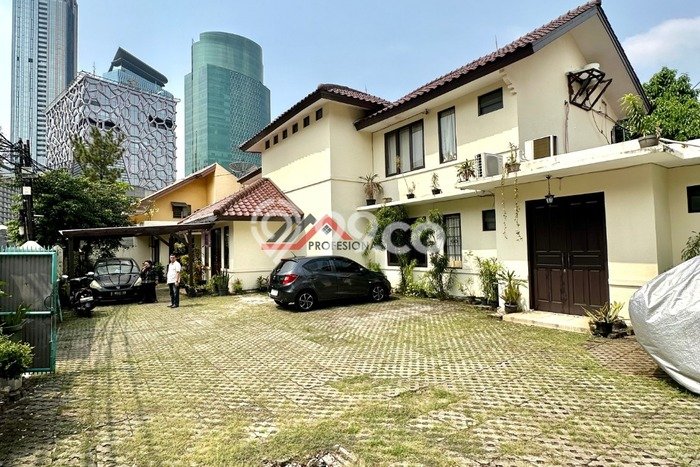 Kost Dijual di Kuningan dengan 7 KT dan Luas 600m2 Kost Dijual di Kuningan dengan 7 KT dan Luas 600m2