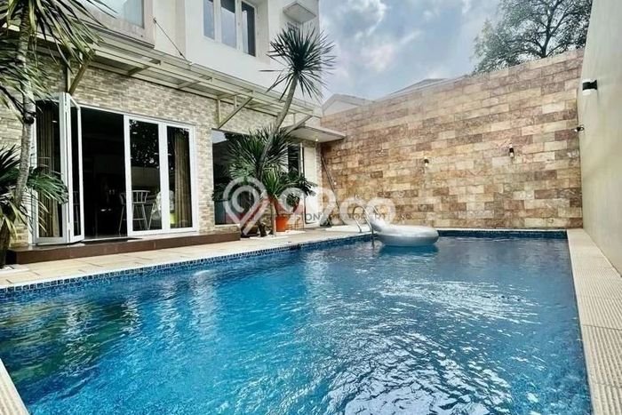 Jual Rumah Mewah Megah Dengan View Cantik di Ampera, Jakarta Selatan Jual Rumah Mewah Megah Dengan View Cantik di Ampera, Jakarta Selatan