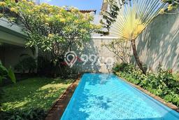 Disewakan Rumah Strategis LT 450m2 / LB 650m2 di Cipete, Jakarta Selatan Disewakan Rumah Strategis LT 450m2 / LB 650m2 di Cipete, Jakarta Selatan