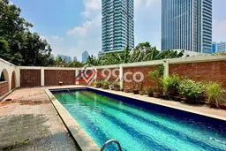 Ready to Use! Premium House LT 6000m2 Desain Modern di Kuningan Ready to Use! Premium House LT 6000m2 Desain Modern di Kuningan