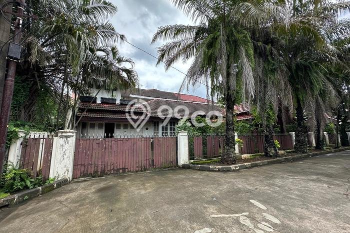 Jual Rumah Mewah Megah Dengan View Cantik di Warung Buncit, Jakarta Selatan Jual Rumah Mewah Megah Dengan View Cantik di Warung Buncit, Jakarta Selatan