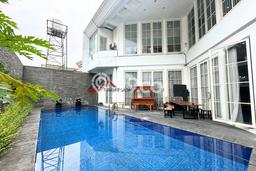 Dijual Hunian Mewah dengan Fasilitas Sekitar Lengkap di Kebayoran Baru, Jakarta Selatan Dijual Hunian Mewah dengan Fasilitas Sekitar Lengkap di Kebayoran Baru, Jakarta Selatan