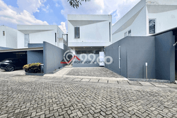Rumah Mewah Siap Huni LT 199m2 di Cilandak, Jakarta Selatan Rumah Mewah Siap Huni LT 199m2 di Cilandak, Jakarta Selatan