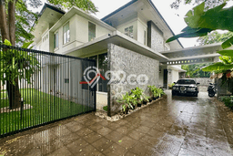 Hunian Elit LB 1000m2 Siap Pakai Desain Elegan di Kemang, Jakarta Selatan Hunian Elit LB 1000m2 Siap Pakai Desain Elegan di Kemang, Jakarta Selatan