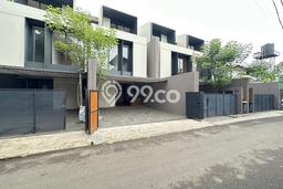 Rumah Elit LB 225m2 Siap Huni Desain Elegan di Kemang, Jakarta Selatan Rumah Elit LB 225m2 Siap Huni Desain Elegan di Kemang, Jakarta Selatan