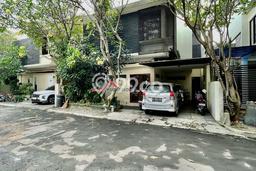 For Sale! Luxury House LT 199m2 Desain Modern di Cipete For Sale! Luxury House LT 199m2 Desain Modern di Cipete