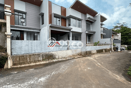 Dijual Rumah Elit Exclusive di Cilandak, Jakarta Selatan Dijual Rumah Elit Exclusive di Cilandak, Jakarta Selatan