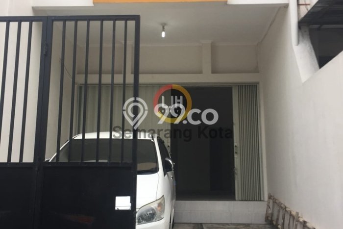 FOR SALE! Ruko di Semarang Tengah Semarang, LT 83m2, LB 120m2 FOR SALE! Ruko di Semarang Tengah Semarang, LT 83m2, LB 120m2