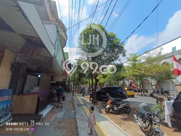 Area Ramai! Ruko Dijual di Tugu untuk Bisnis Luas Bangunan 600m2 Area Ramai! Ruko Dijual di Tugu untuk Bisnis Luas Bangunan 600m2