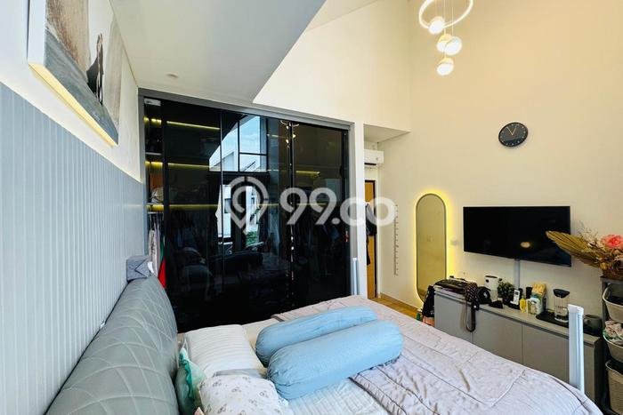 For Sale Rumah 3 Kamar Lokasi Ideal Bagus dan Strategis di BSD For Sale Rumah 3 Kamar Lokasi Ideal Bagus dan Strategis di BSD