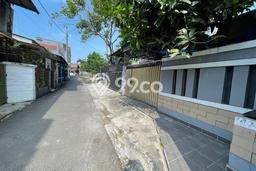 Rumah LT 132m² di Tanjung Barat, Jakarta Selatan - Akses Mudah Rumah LT 132m² di Tanjung Barat, Jakarta Selatan - Akses Mudah