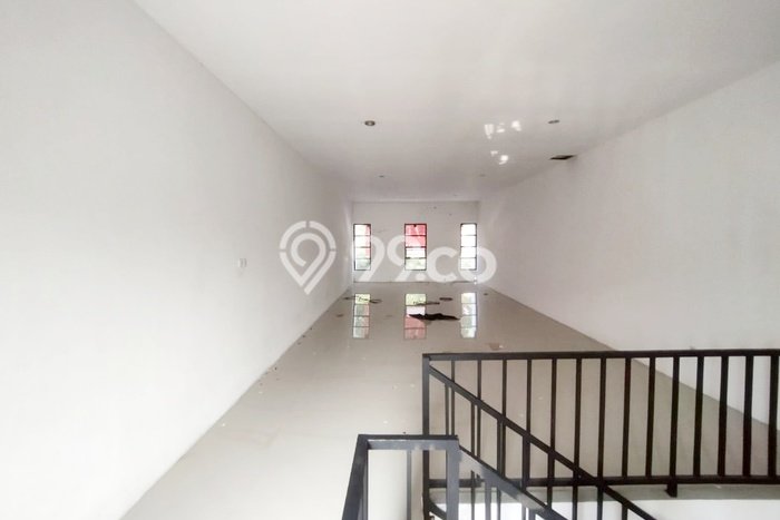 Ruko Bagus Dijual LB 125m2 Lokasi Strategis Bandung Area Cocok untuk Berbisnis Ruko Bagus Dijual LB 125m2 Lokasi Strategis Bandung Area Cocok untuk Berbisnis