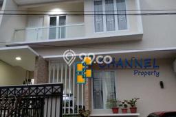 Rumah Mewah LB 169m2 Siap Pakai Desain Elegan di Pondok Kelapa, Jakarta Timur Rumah Mewah LB 169m2 Siap Pakai Desain Elegan di Pondok Kelapa, Jakarta Timur