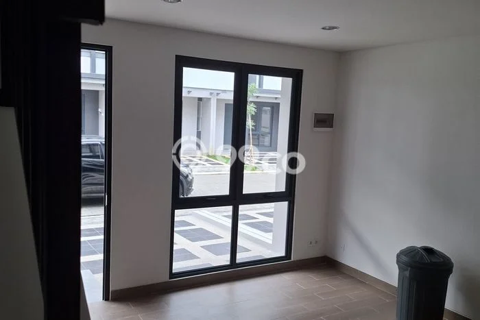 Ruko Disewakan Cepat di BSD Tangerang Selatan LB 91m2 Ruko Disewakan Cepat di BSD Tangerang Selatan LB 91m2