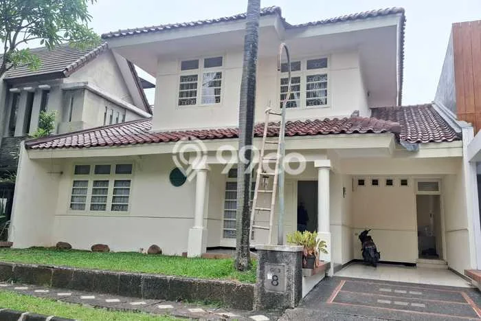 Rumah Disewakan Jakarta Selatan LT 220m2 LB 300m2 Area Bintaro Rumah Disewakan Jakarta Selatan LT 220m2 LB 300m2 Area Bintaro