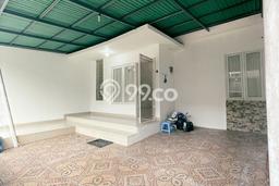 For Sale Rumah 2 Kamar Lokasi Ideal Bagus dan Strategis di Cinere For Sale Rumah 2 Kamar Lokasi Ideal Bagus dan Strategis di Cinere