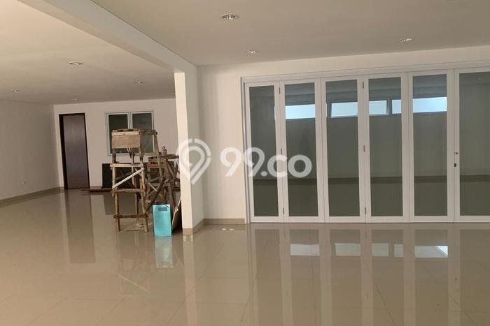 Rumah Luxury Modern Siap Huni di Pantai Indah Kapuk Jakarta Utara Rumah Luxury Modern Siap Huni di Pantai Indah Kapuk Jakarta Utara