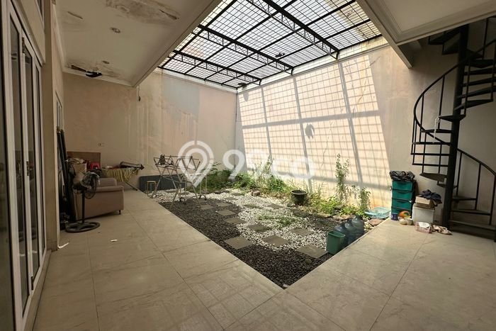 Rumah Eksklusif Siap Huni LT 338m2 di Penjaringan, Jakarta Utara Rumah Eksklusif Siap Huni LT 338m2 di Penjaringan, Jakarta Utara