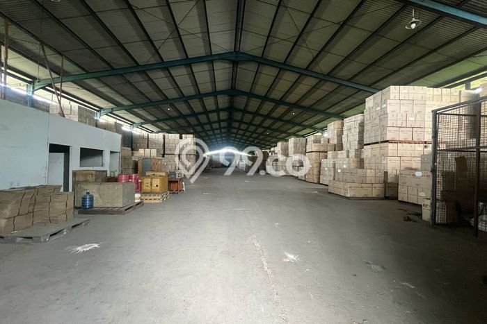 Gudang bagus disewakan di Karawaci Tangerang dengan LB 2184m2 harga sewa terbaik Gudang bagus disewakan di Karawaci Tangerang dengan LB 2184m2 harga sewa terbaik