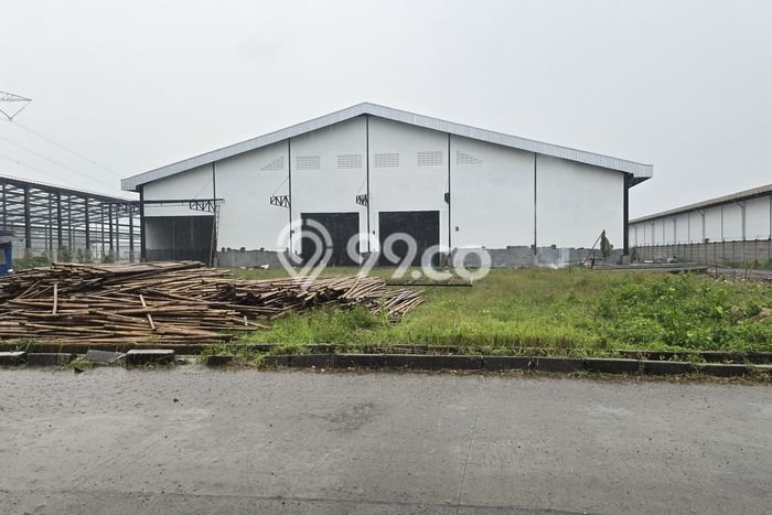 Gudang Komersial Dijual di Balaraja Tangerang LT 12000m2 & LB 7000m2 Gudang Komersial Dijual di Balaraja Tangerang LT 12000m2 & LB 7000m2