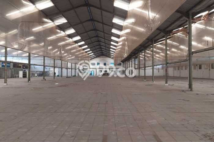 Unit Gudang disewakan di Karawaci Tangerang dengan LT 13500m2 / LB 10056m2 Unit Gudang disewakan di Karawaci Tangerang dengan LT 13500m2 / LB 10056m2