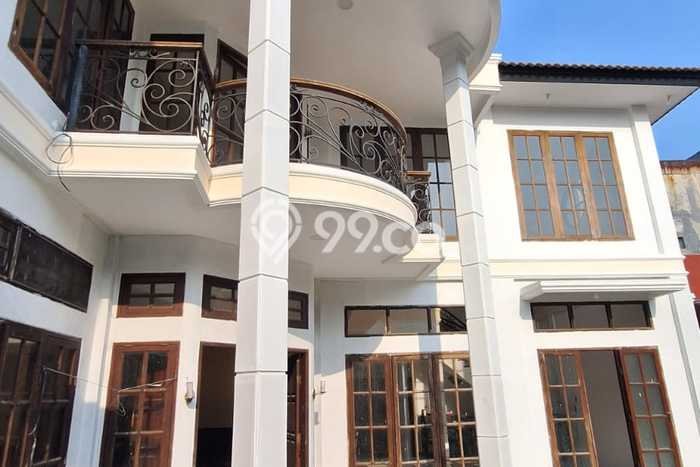 Rumah Mewah LB 390m2 Siap Pakai Desain Elegan di Banjar Wijaya, Tangerang Rumah Mewah LB 390m2 Siap Pakai Desain Elegan di Banjar Wijaya, Tangerang
