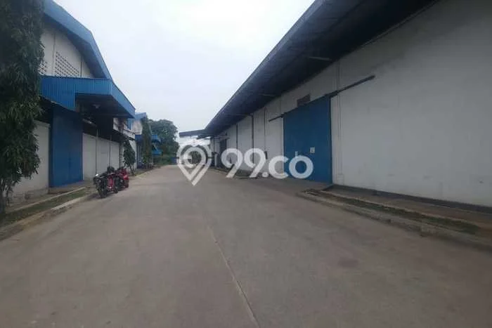 Gudang bagus disewakan di Cibitung Bekasi dengan LB 4800m2 harga sewa terbaik Gudang bagus disewakan di Cibitung Bekasi dengan LB 4800m2 harga sewa terbaik