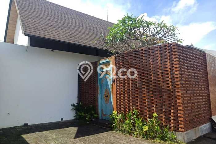 Bisnis Menjanjikan! Vila di Ubud, Dimensi 168m², Akses Mudah Pusat Kota Bisnis Menjanjikan! Vila di Ubud, Dimensi 168m², Akses Mudah Pusat Kota