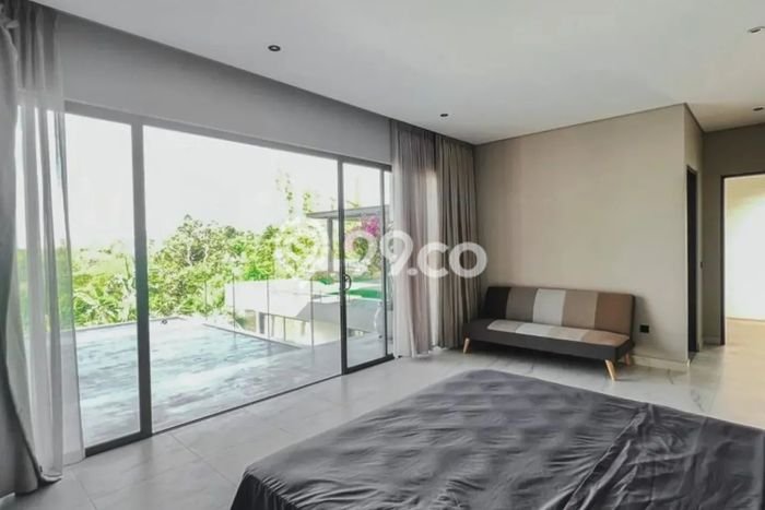 Vila di , Dimensi 336m2m², Cocok untuk tempat tinggal Anda Vila di , Dimensi 336m2m², Cocok untuk tempat tinggal Anda