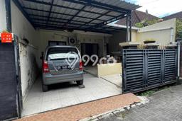 Disewakan! Rumah 2 Kamar Tidur &
2 Kamar Mandi di Pemogan, Denpasar Disewakan! Rumah 2 Kamar Tidur &
2 Kamar Mandi di Pemogan, Denpasar
