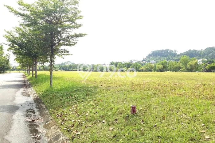 Tanah Dijual di Batam Seluas 702m2 Strategis Tanah Dijual di Batam Seluas 702m2 Strategis