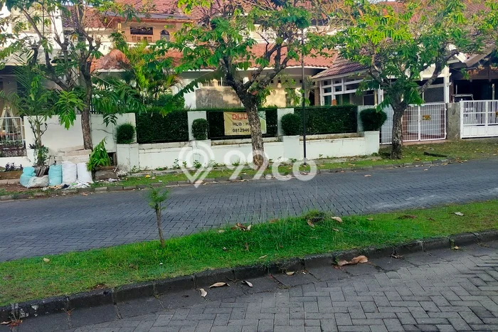 Rumah Luxury Modern Tanpa Renovasi di Kemang Pratama Bekasi Rumah Luxury Modern Tanpa Renovasi di Kemang Pratama Bekasi