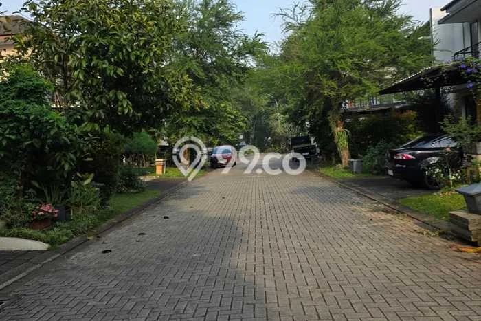 Hot Offer Hunian Premium Ideal dan Luas di BSD, Tangerang Selatan Hot Offer Hunian Premium Ideal dan Luas di BSD, Tangerang Selatan