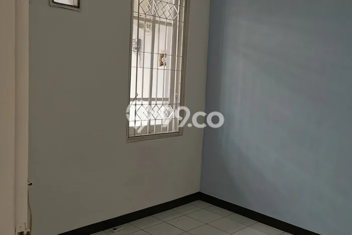 NEW LISTING! Rumah kawasan Pakuwon City, Siap Huni, 1 KM, Akses Pakuwon City, Surabaya, Surabaya, LT 78m² Bangunan 60m² NEW LISTING! Rumah kawasan Pakuwon City, Siap Huni, 1 KM, Akses Pakuwon City, Surabaya, Surabaya, LT 78m² Bangunan 60m²