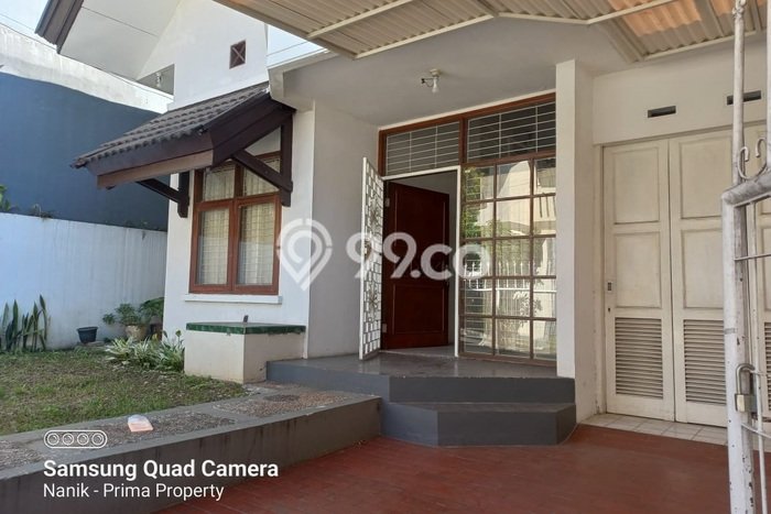 Rumah Modern Minimalis 5 KT Bisa Langsung Pindah di Cimahi Tengah Rumah Modern Minimalis 5 KT Bisa Langsung Pindah di Cimahi Tengah
