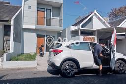 Kesempatan Investasi Rumah Terawat di Kawasan Arcamanik, Bandung Kesempatan Investasi Rumah Terawat di Kawasan Arcamanik, Bandung