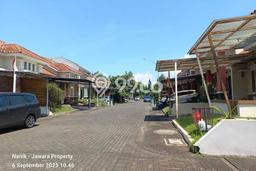 HOT LISTING! Rumah Siap Huni lokasi Padalarang, Bandung Barat, Luas 129m2m² LB 91m2m² HOT LISTING! Rumah Siap Huni lokasi Padalarang, Bandung Barat, Luas 129m2m² LB 91m2m²