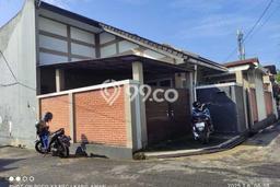 Rumah Terawat di , Bandung, LT 173m2m², LB 123m2m² Rumah Terawat di , Bandung, LT 173m2m², LB 123m2m²