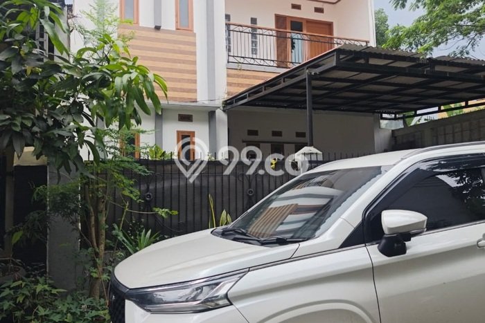 Jual Rumah Strategis Bagus Punya 4 KT di Babakan Ciparay Bandung SHM Jual Rumah Strategis Bagus Punya 4 KT di Babakan Ciparay Bandung SHM