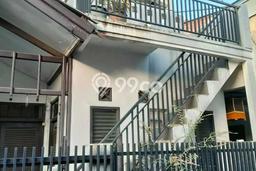 Rumah Lokasi Strategis di Sarijadi, Bandung, Luas 84m² Bangunan 70m² Rumah Lokasi Strategis di Sarijadi, Bandung, Luas 84m² Bangunan 70m²