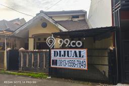 For Sale Rumah 5 Kamar Lokasi Strategis Nyaman dan Strategis di Cimahi Tengah For Sale Rumah 5 Kamar Lokasi Strategis Nyaman dan Strategis di Cimahi Tengah