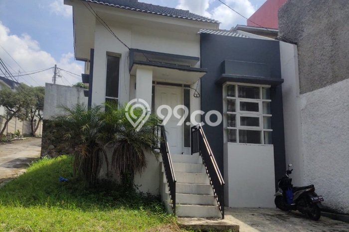 Rumah kawasan Mandalajati, Bandung, LT 119m² LB 55m² Rumah kawasan Mandalajati, Bandung, LT 119m² LB 55m²