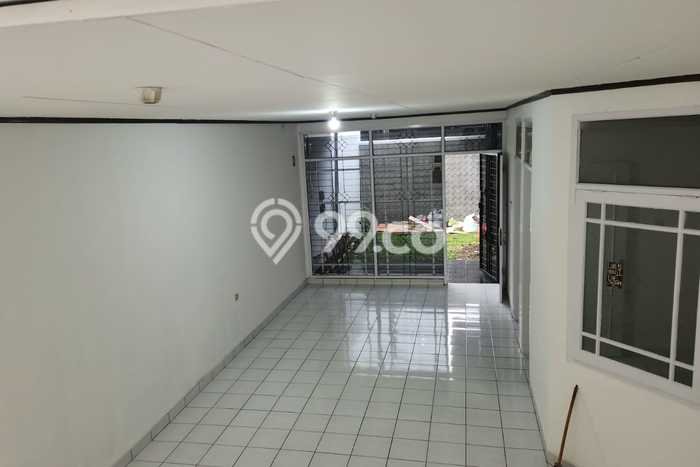 Dijual Rumah 4 Kamar Lokasi Ideal Nyaman dan Strategis di Regol Dijual Rumah 4 Kamar Lokasi Ideal Nyaman dan Strategis di Regol