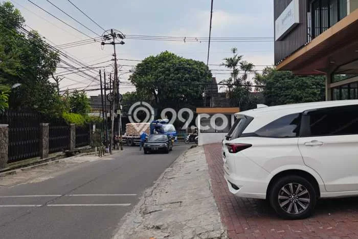 Dijual! Ruko di Cibeunying Bandung LT 87m2 / LB 180m2 Kawasan Bisnis Dijual! Ruko di Cibeunying Bandung LT 87m2 / LB 180m2 Kawasan Bisnis