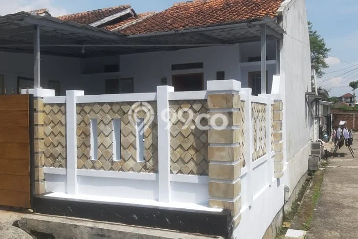 Rumah Area Nyaman di Garut Kota, Garut, Luas 72m2m² Bangunan 36m2m² Rumah Area Nyaman di Garut Kota, Garut, Luas 72m2m² Bangunan 36m2m²
