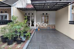 HARGA TERBAIK! Rumah di Arcamanik, 1 KM, Lingkungan Sejuk, LT 100m2m² LB 40m2m² HARGA TERBAIK! Rumah di Arcamanik, 1 KM, Lingkungan Sejuk, LT 100m2m² LB 40m2m²